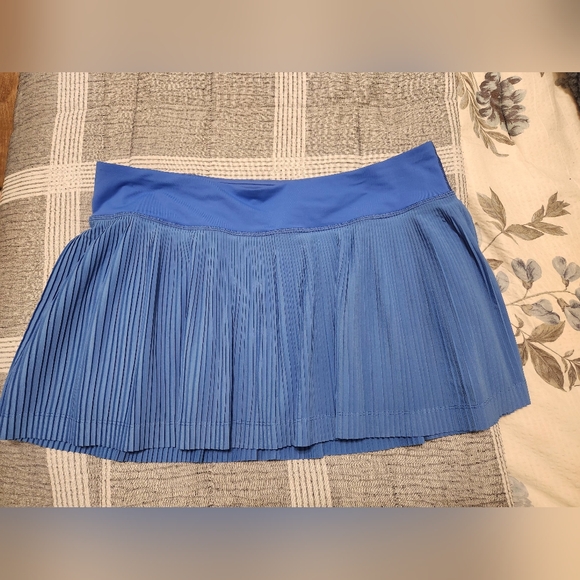 lululemon athletica Dresses & Skirts - Lululemon Blue Pleated Women's Skirt